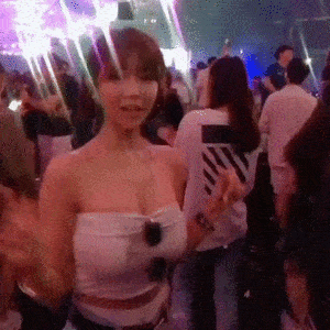 Big Tit Koreans Big Tit Koreans